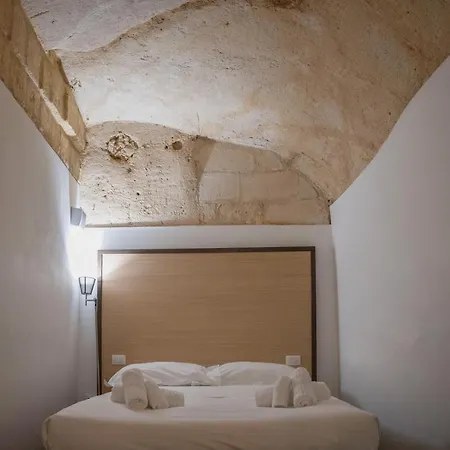 Konukevi Le Vie Del Mosto 3*